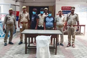 ट्रक से बैटरी चोरी का खुलासा, तीन गिरफ्तार