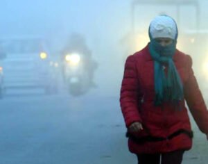 फतेहपुर(CNF)। मौसम ने फिर ली करवट, रिमझिम बारिश से बढ़ी ठण्ड