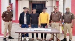 फतेहपुर(CNF)। पुलिस ने दो चोरी की घटनाओं का किया खुलासा, तीन गिरफ्तार