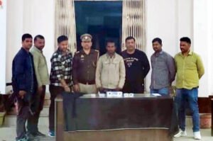 फतेहपुर(CNF)। पांच लाख की चोरी का खुलासा, एक अभियुक्त गिरफ्तार