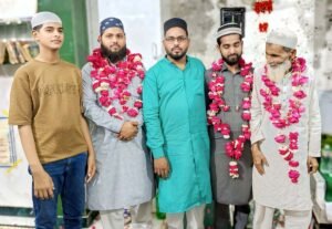 फतेहपुर(CNF)। मस्जिद राउफिया रशीदिया की तरावीह में कुरआन पाक मुक्कमल