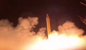 Middle East में महायुद्ध! America के मिसाइल अटैक के बाद Iran ने Hormuz Strait किया बंद