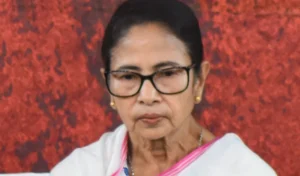 ममता सरकार ने खोला खजाना, West Bengal के पुजारियों-मुअज्जिनों का भत्ता 4 गुना बढ़ा, DA पर भी Big News