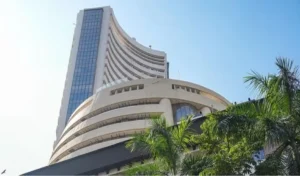 Crude Oil की कीमतों में बड़ी गिरावट का असर, Share Market में लौटी बहार, Sensex-Nifty भागे।