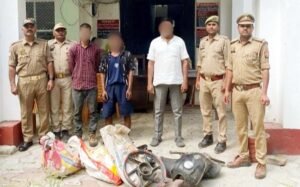 फतेहपुर(CNF)। वाहन चोरी गिरोह का पर्दाफाश, तीन शातिर गिरफ्तार