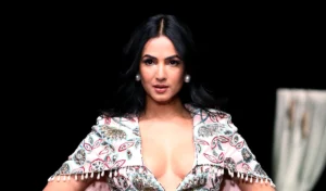 Iran के Khamenei की मौत पर भारत में आक्रोश, सड़कों पर America-Israel के खिलाफ गूंजे नारे