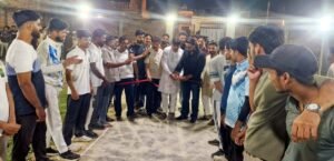 फतेहपुर(CNF)। मसवानी नाइट पूल क्रिकेट टूर्नामेंट का आगाज