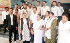फतेहपुर(CNF)। नीट पेपर लीक मामले पर युवा कांग्रेस ने किया प्रदर्शन