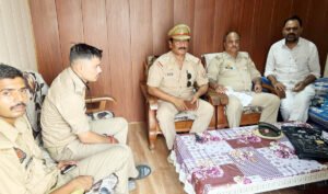 फतेहपुर(CNF)। धरना देने जा रहे प्रधान संगठन के जिलाध्यक्ष हॉउस अरेस्ट