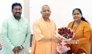 फतेहपुर(CNF)। सीएम योगी से मिलीं राष्ट्रीय पिछड़ा वर्ग आयोग की अध्यक्ष