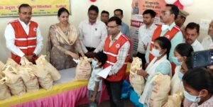 फतेहपुर(CNF)। मानव बंधुत्व की मिसाल बना विश्व रेडक्रॉस दिवस