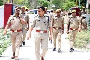 फतेहपुर(CNF)। पुलिस भर्ती परीक्षा के अंतिम दिन एसपी ने फिर परखी सुरक्षा