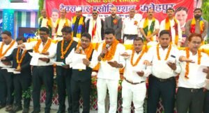 फतेहपुर(CNF)। टैक्स बार एसोसिएशन की नई टीम ने संभाली कमान