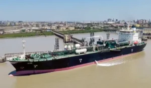 Middle East संकट का भारत पर असर, Crude Oil Import बिल 82% बढ़ा, बिगड़ा बजट का गणित