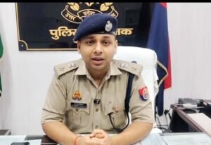 फतेहपुर(CNF)। गिरी गाज: बिंदकी कोतवाल समेत पूरी चौकी लाइन हाजिर