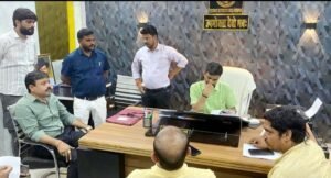 फतेहपुर(CNF)। भूमि विवाद पर विद्युत विभाग व भाजपा नेता आमने सामने
