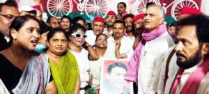 फतेहपुर(CNF)। पीडीए जननायक अखिलेश यादव का धूमधाम से मनाया जन्मदिन
