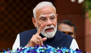 My Bharat Platform से जुड़े 2.3 करोड़ युवा, Viksit Gaon संवाद में PM Modi ने की Solo Traveling ट्रेंड की जमकर तारीफ