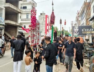 फतेहपुर(CNF)। हजरत इमाम हुसैन की याद में निकला चेहल्लुम जुलूस