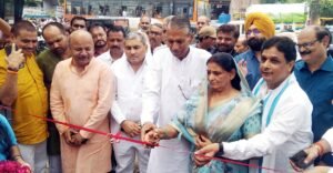 फतेहपुर(CNF)। राधानगर में रॉयल एनफील्ड एजेंसी का हुआ शुभारंभ