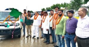फतेहपुर(CNF)। घर-घर कूड़ा उठाने को पालिका का नया इंतजाम, नौ हापर टिपर सड़कों पर उतरे