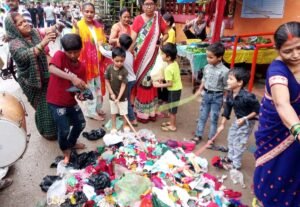 फतेहपुर(CNF)। उत्साह से मनी नाग पंचमी, बच्चों ने कूटी रंग बिरंगी गुड़ियां