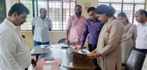 फतेहपुर(CNF)। बिंदकी तहसील में डीएम का छापा, पांच साल पुराने वादों पर कसा शिकंजा