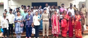 फतेहपुर(CNF)। गुम मोबाइलों की तलाश में दूसरे राज्यों तक दौड़ी फतेहपुर पुलिस, 116 फोन बरामद