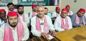 फतेहपुर(CNF)। भ्रष्टाचार और अव्यवस्थाओं को लेकर सपा ने सरकार को घेरा