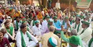 फतेहपुर(CNF)। किसानों की मांगों पर अड़ा भाकियू, नहर कॉलोनी में गरजा धरना
