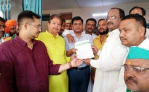 फतेहपुर(CNF)। गन्ना किसानों को मिले 500 रुपये प्रति क्विंटल का भाव, भाकियू ने उठाई आवाज