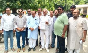 फतेहपुर(CNF)। डिजिटल भुगतान पर अतिरिक्त शुल्क की आहट से व्यापारियों में उबाल