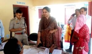 फतेहपुर(CNF)। मतदाता सूची में हर पात्र नागरिक का नाम दर्ज कराना प्राथमिकता: निधि गुप्ता वत्स