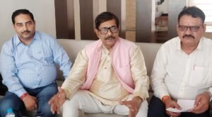 फतेहपुर(CNF)। फतेहपुर में बेरोजगारी दूर करने की नई पहल, गांवों में तलाशे जाएंगे रोजगार के अवसर